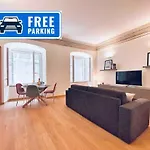 Amazing Apt San Lorenzo 19, Rolli Palace Unesco - Overlooking The Cathedral Free Private Parking
