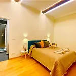 Historic Dimora San Lorenzo 19, Rolli Unesco - Overlooking The Cathedral - Free Private Parking-